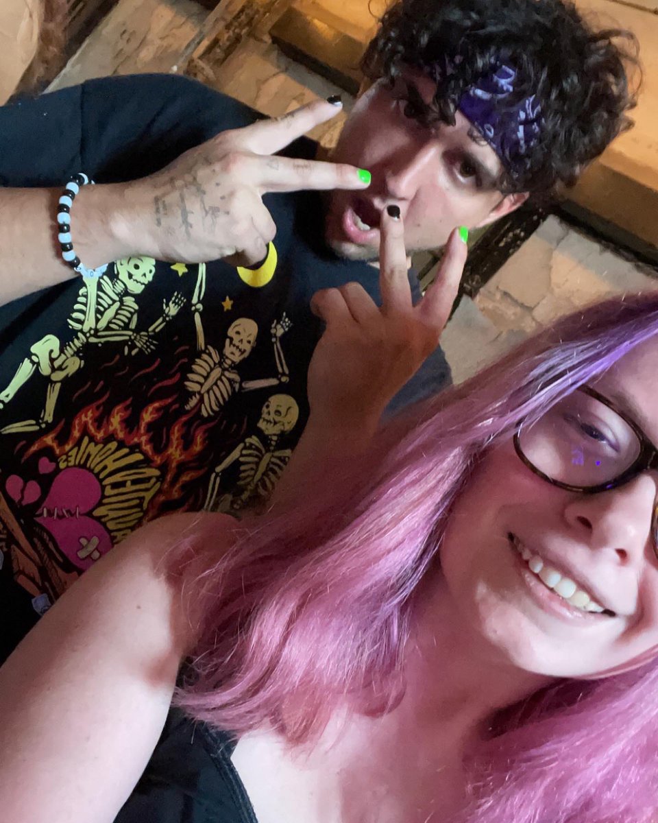 megwillbrand_'s tweet photo. Elton and Corey, I’m so happy you guys did this tour and your hard work to make sure it’s the best doesn’t go unnoticed. This was the happiest night I’ve had in awhile. I love you guys sm. https://t.co/oo1bp25L1o