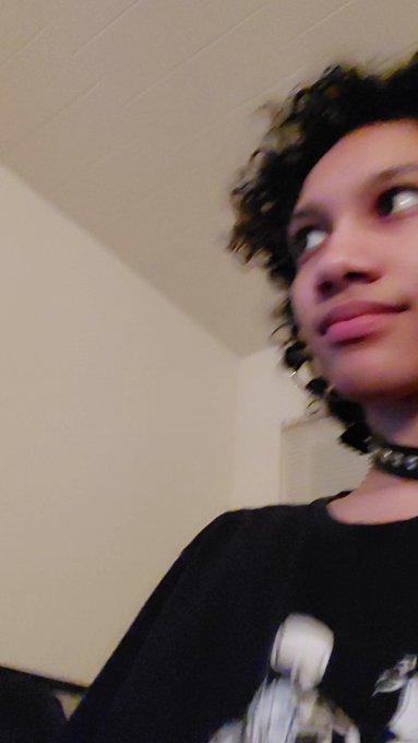 The look I make when my brother knows I'm plotting something stupid to do and knowing he's going to say<a href="/tag/digitalartist"class="tags"><span>#digitalartist</span></a><a href="/tag/digitalpainting"class="tags"><span>#digitalpainting</span></a><a href="/tag/digitaldrawing"class="tags"><span>#digitaldrawing</span></a>