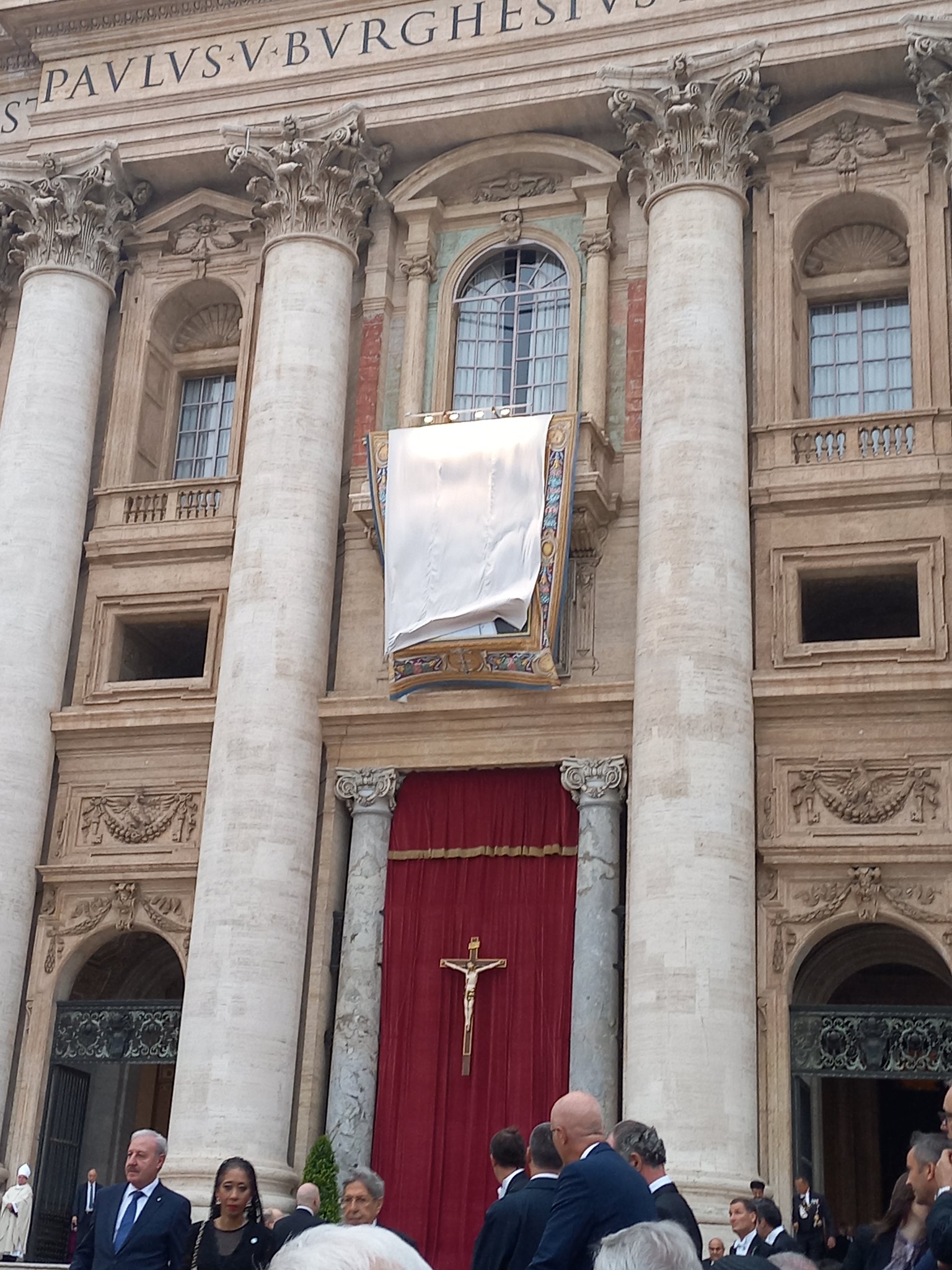 Eduard Habsburg on Twitter "Waiting for the wonderful smiling face of