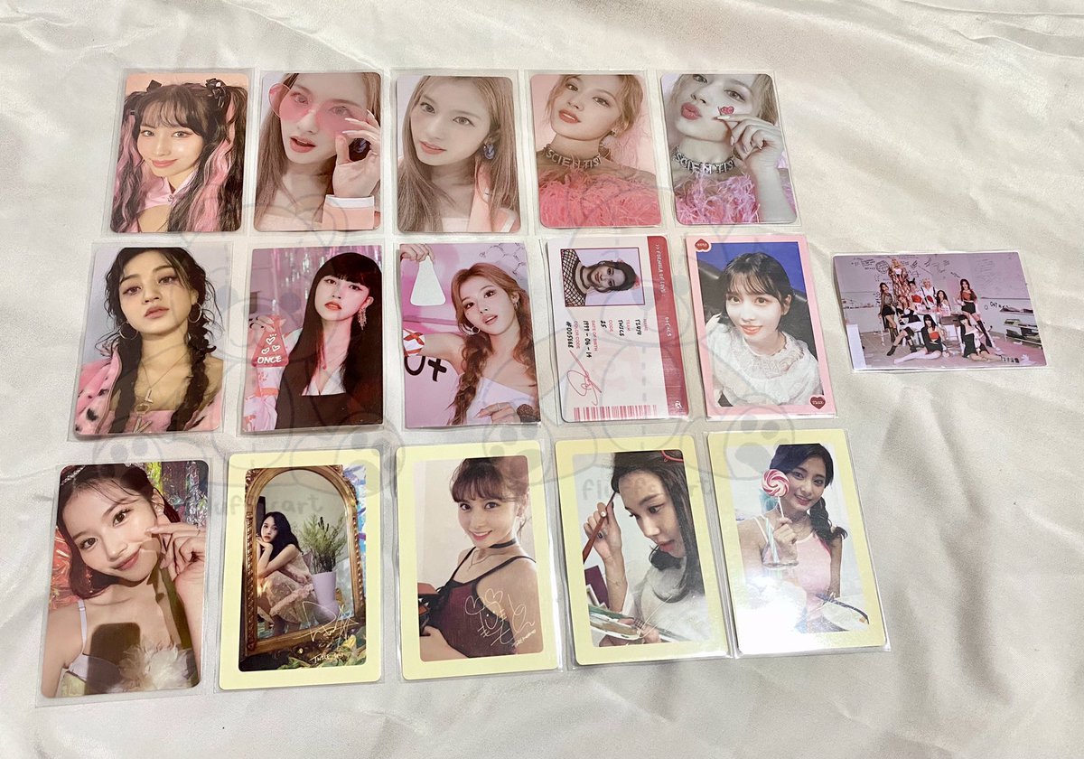 fluffvnte's tweet image. ic interest check ph 

BTS &amp;amp; TWICE QUTTING SALE ✧彡

𓏸 pricelist to follow 
𓏸 will sell as 2 sets 
𓏸 might add or remove pcs

📨 reply your prios + budget!

wts lfb taehyung mots dvd clue proof wv pob tete bread ynwa her o e tear u answer l f deco kit momo bratz sana specs