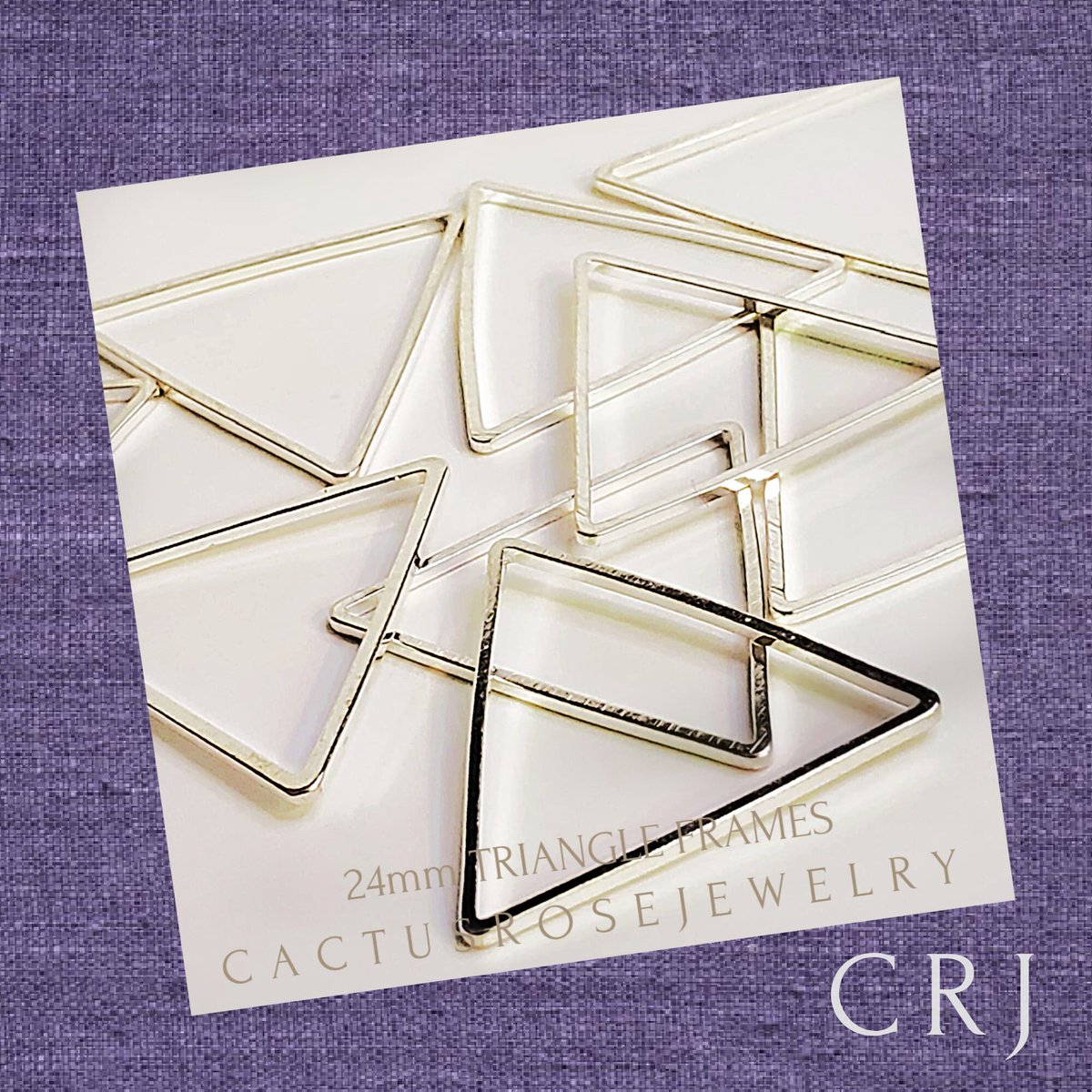 MorganCactus's tweet photo. Thanks for the great review Cristol W. ★★★★★! https://t.co/go0Elz3cLY #etsy #beading #24mm #24mtriangle #brass #silvertone #ring #seamless #connector #crj https://t.co/0aTLqsPA2H