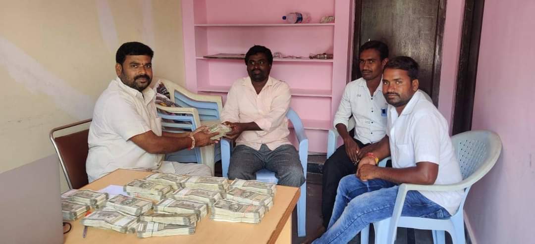 <a href="/IncomeTaxIndia/">Income Tax India</a> <a href="/RBI/">ReserveBankOfIndia</a> <a href="/AmitShah/">Amit Shah</a> <a href="/TelanganaCMO/">Telangana CMO</a> <a href="/TelanganaCS/">Office of Chief Secretary, Telangana Govt.</a> <a href="/KTRTRS/">RAMpage</a> @MJRTRS నాగర్ కర్నూల్ పట్టణంలో గతంలో అనధికారికంగా పంచిన డబ్బులపై విచారణ నిర్వహించి ప్రభుత్వానికి వచ్చే టాక్స్ ను వసూలు చేయాల్సింది మనవి!!