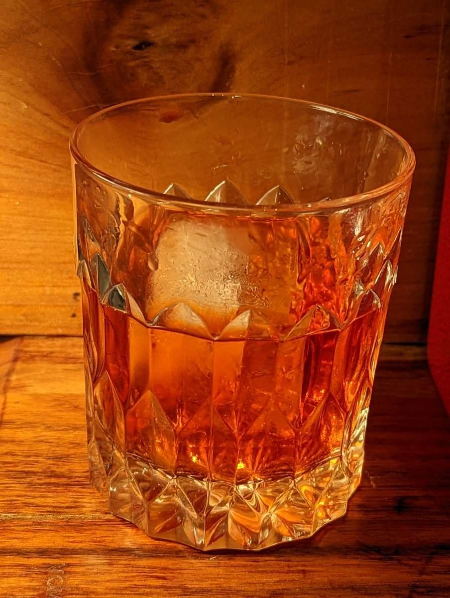 ElixirLibris's tweet photo. Magnus and Abigail — a split-base Old Fashioned. A spirit-forward drink with two perfectly complementary parts (Rye and Calvados), it's sweet, warming, welcoming, and would tell you a dad joke if it could talk. 
#TheLockedTomb #FifthHouse #GideontheNinth https://t.co/pFG5MTARb8