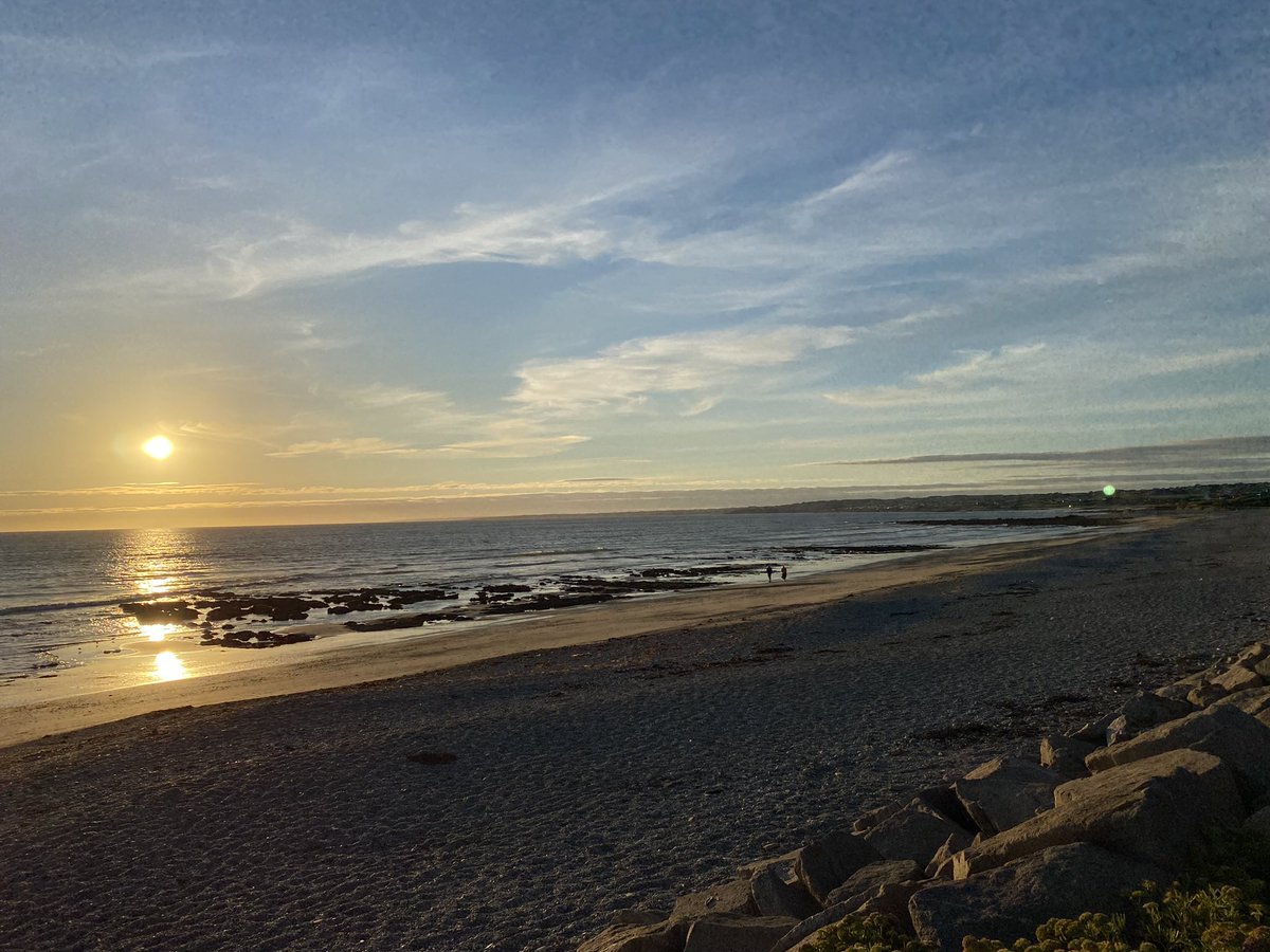 lapetitefolie_Penhors tweet media