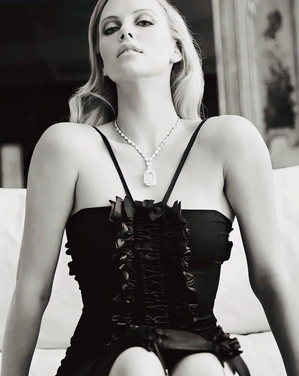 OfSexAndTech's tweet image. “You think you can break me, huh?”

#OpenRP #CrimeRP #MafiaRP #OCRP #MSRP #MVRP #LewdRP #SexRP #OpenDMs