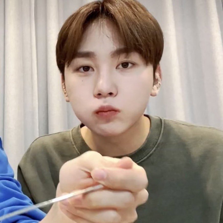 이런 사진 더 주실부우우우운
갤러리 초기화 했더니 사진이 업더요