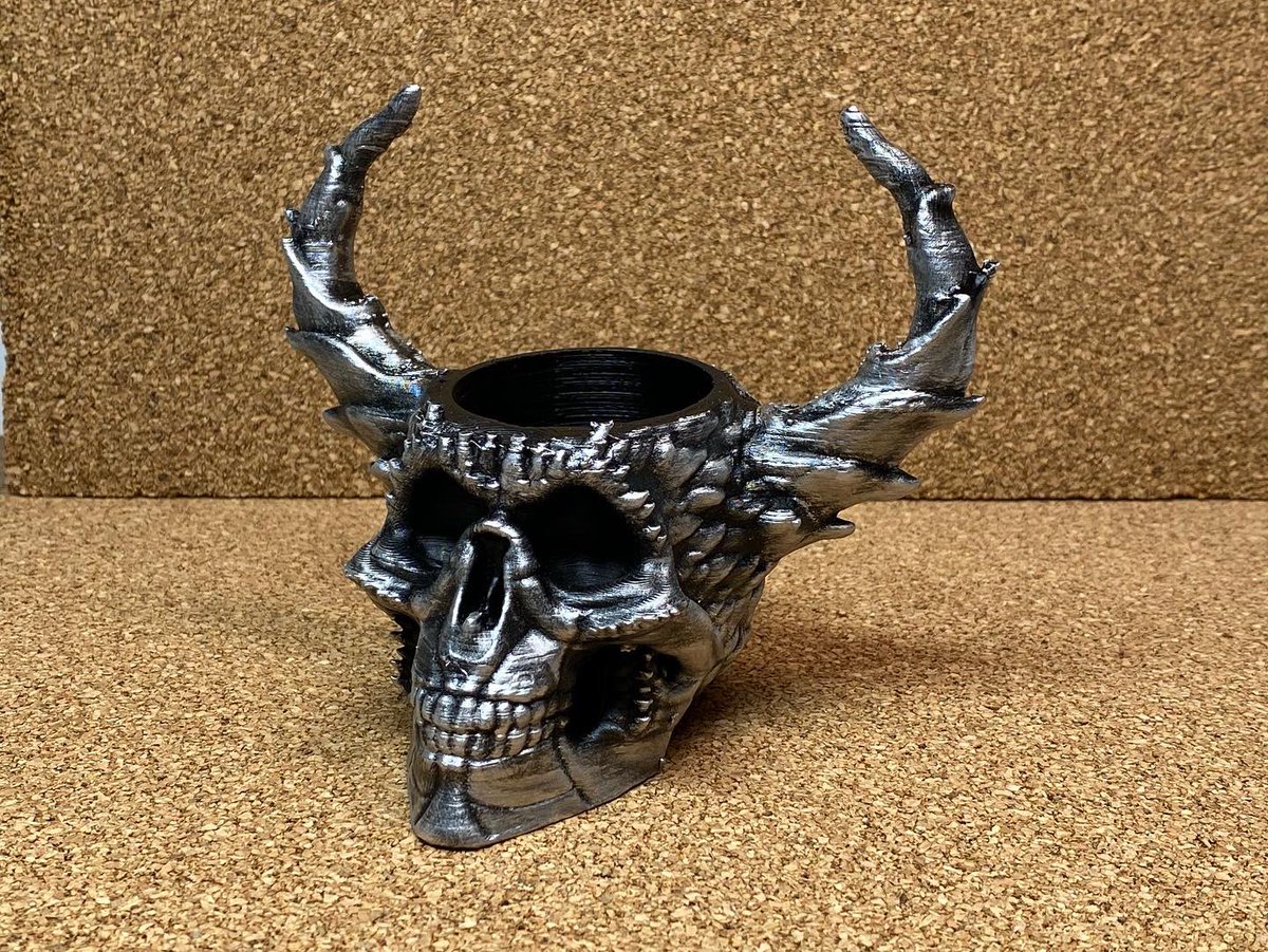 trofirelight's tweet image. Good ol rub n buff with @Polymaker_3D polyterra!