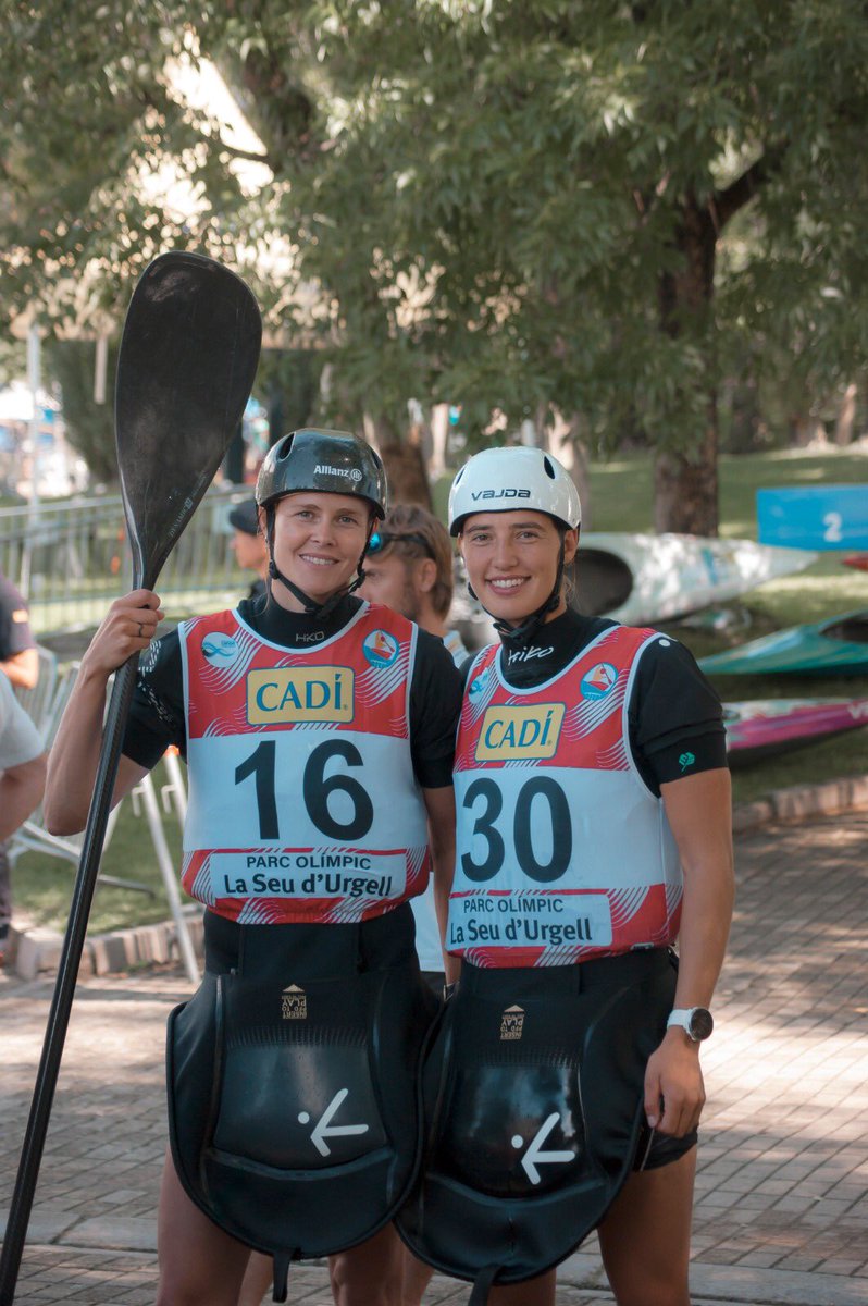 Zeer knappe 5e plek voor Lena Teunissen op de World Cup kanoslalom in Seu! Ook Martina Wegman haalde de finale en werd 10e.
<a href="/teamallianz_nl/">TeamAllianz</a> <a href="/TeamNLtweets/">TeamNL🇳🇱</a> <a href="/AllianzNL/">Allianz</a> #kanoslalom