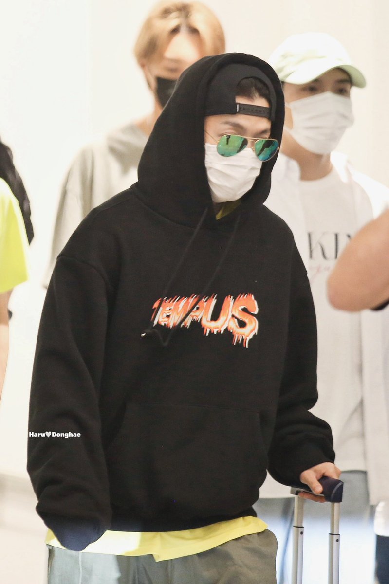 harudonghae's tweet photo. 220902 ICN 🛬️
🕶️
@donghae861015 
#동해  
#이동해
#donghae
#슈퍼주니어 https://t.co/37mM3dBeEz