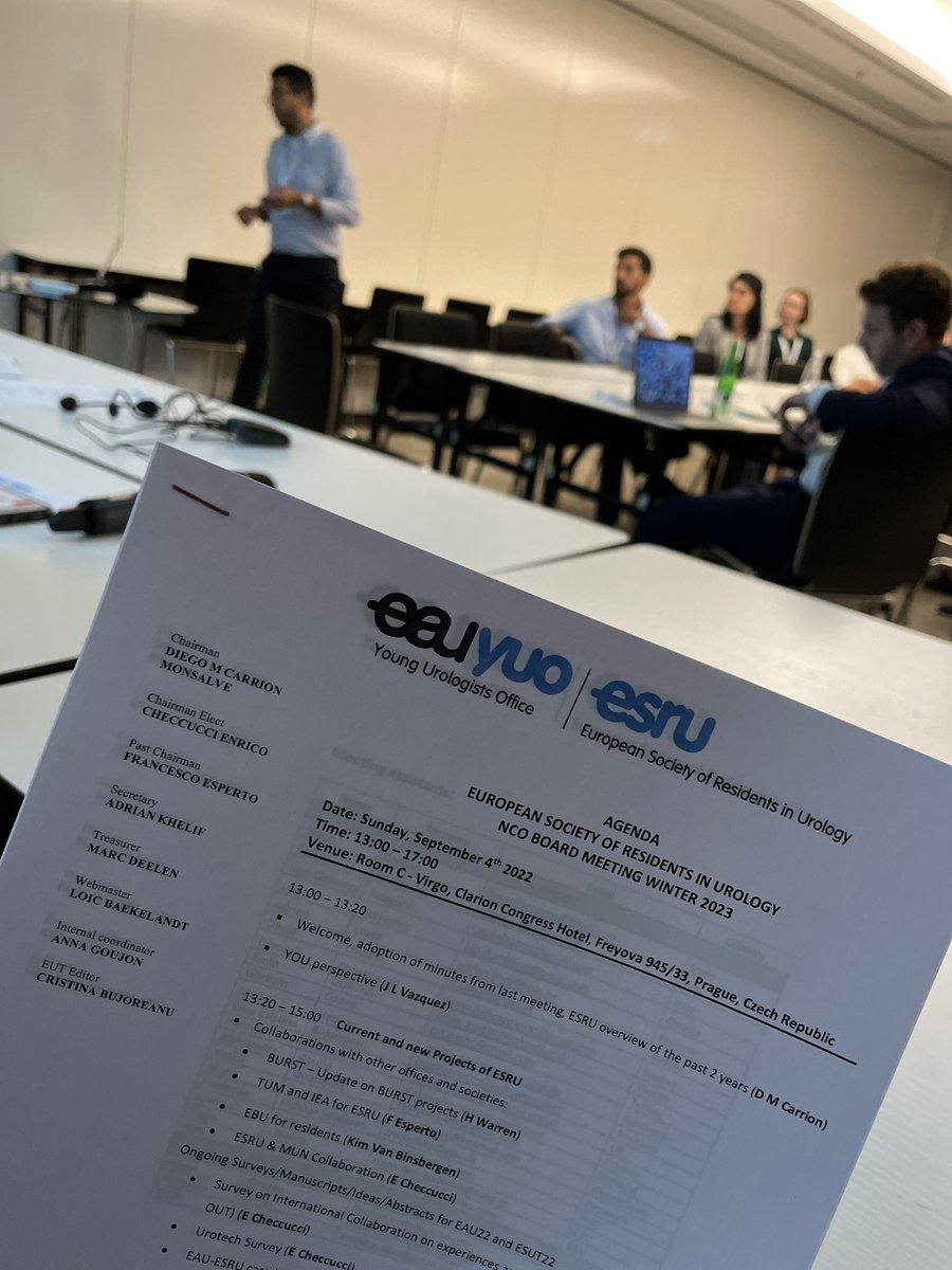 👨‍🏫🧑‍💻Inspiring talk by @JLVasquez82 during @ESRUrology board meeting at #EUREP22: friendship, collaboration with @eau_yuo @EAUYAUrology and national societies to improve residents learning