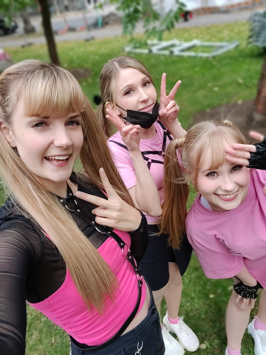 Thank you, lovely audience 💖💖
Tracon Dance Medley is always so precious to us. It was incredible to get to perform for you guys once again after all these years 🥹🥰

#tracondancemedley #tracon