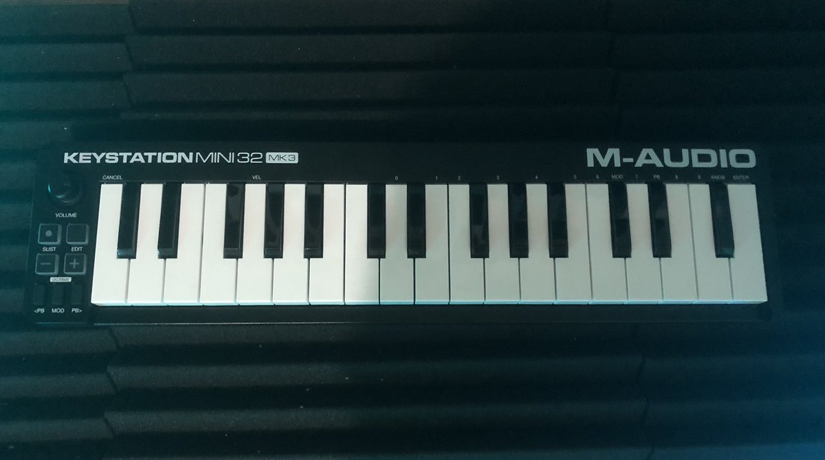 TheDevMusic247's tweet image. Just picked this up. Mainly for when I travel. But will still be used in the project studio.  @MAUDIO_JP #keystaion #usbcontrol