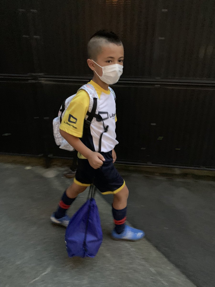 Bitbang_78's tweet photo. going to play soccer too !! ⚽️😆 https://t.co/0k6bpbXlgG