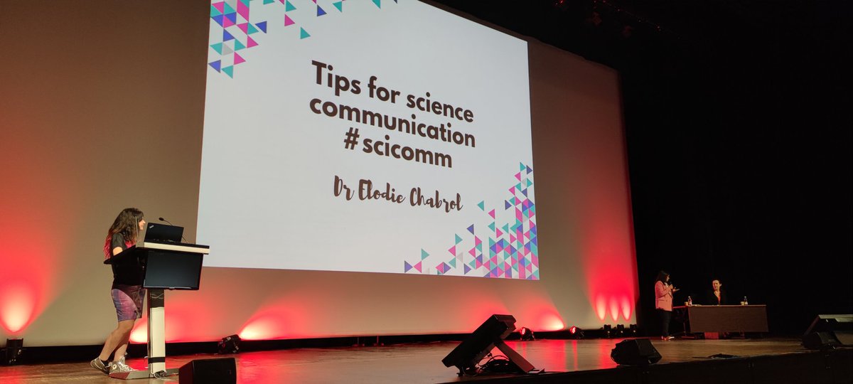 Workshops of <a href="/YSF_ESB/">Young Scientist Forum - ESB</a> and young researchers <a href="/BIOMAT3/">BIOMAT</a> are starting !
Join us in Amphi A