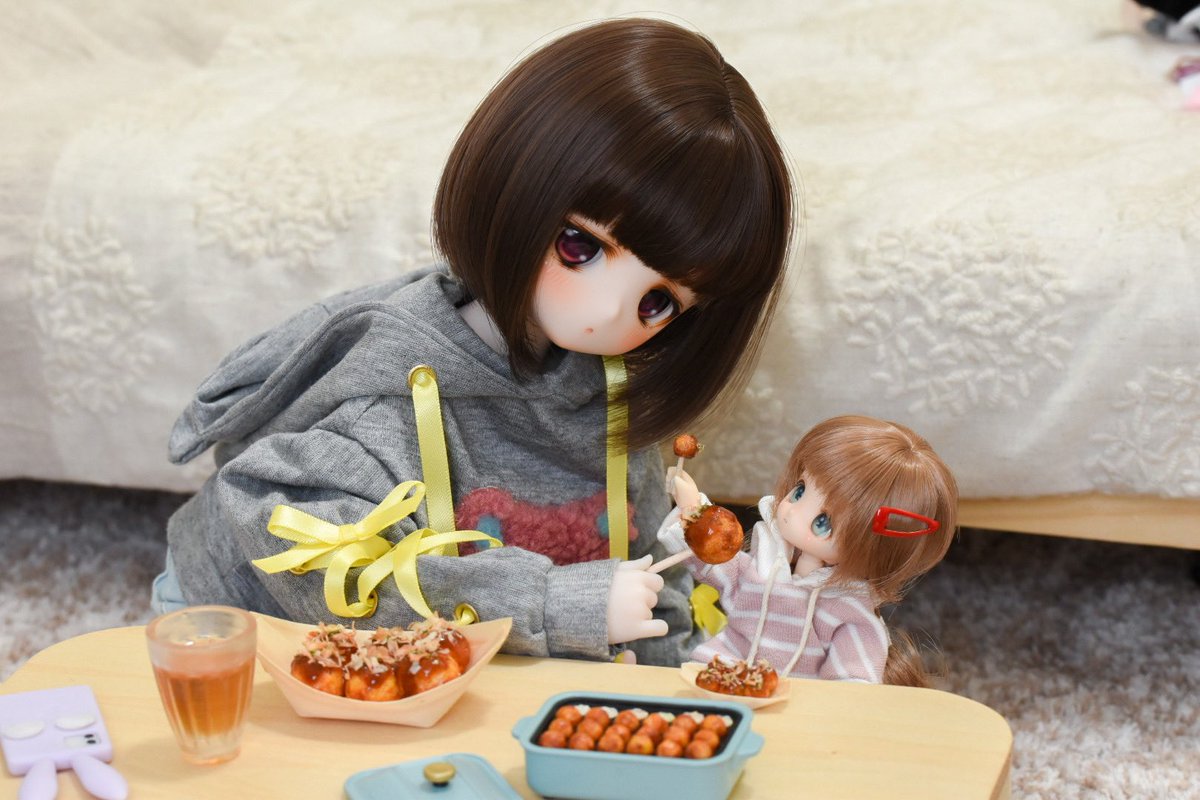 ranarinaruna3's tweet photo. 家のひとに撮ってもらいました☺️りなちゃんとたこ焼きたべさせあいっこ😋🐙❣️
 #luckystarっ子 https://t.co/9LWbPr7JU1