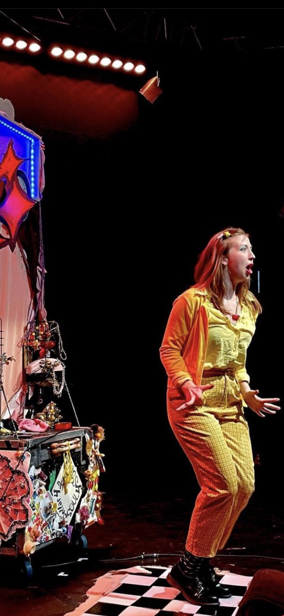 Big news coming for #WhatsNext for Cheryl! Follow here or on #instagram at @takeitawaycheryl! #edfringe #sundayfringe #notdoneyet #theatre 💋💋💋💋💋