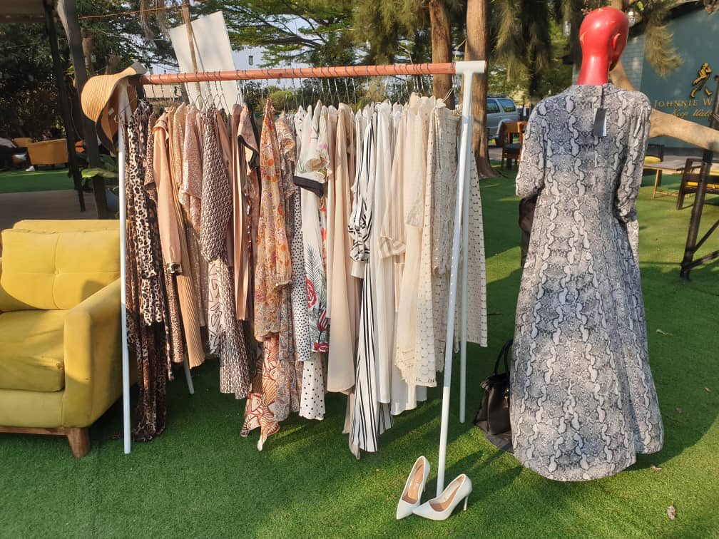SeventeenZm's tweet photo. Life’s too short come & get fashion tips of the best Italian brands with The Stylish corner or grab a pair of pants,dresses & so many more 👡👗👖👚while you enjoy a glass or fishbowl of our weekend special cocktails #DrunkWitch 🍹or #ChaindaBlue🍹#Weekendcocktails
#seventeenzm https://t.co/DLlWkrIb92
