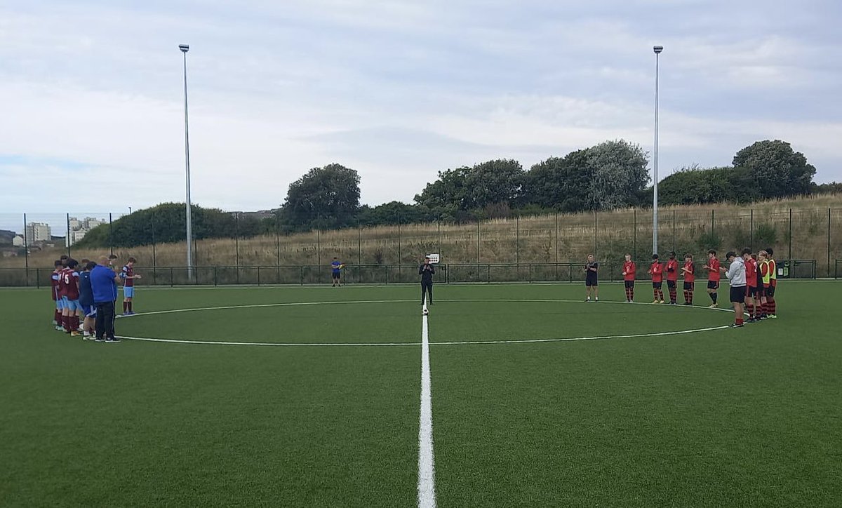 WithdeanR's tweet photo. Sending our condolences from all the players and coaches of Withdean Youth U16 Reds  👏👏👏 #MalcolmHarding #MSYFL https://t.co/Q2gWJBIU5I