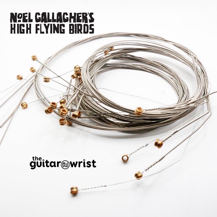 Just in… played strings from @NoelGallagher . We’ll have his page up soon #noelgallagher #highflyinggbirds #Oasis #dontlookbackinanger #guitarstringrecy