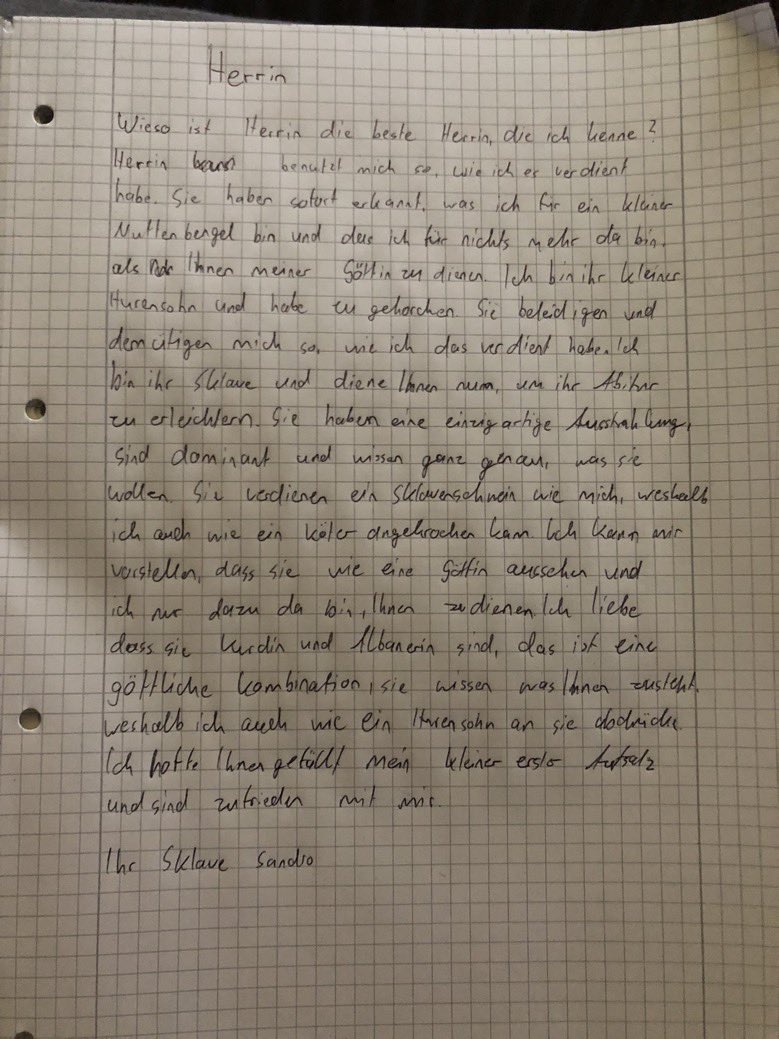 rojda_58's tweet photo. Der Sklave schrieb mir einen Text so wie es sich gehört hatte 😋 https://t.co/y6KYuvrpSx