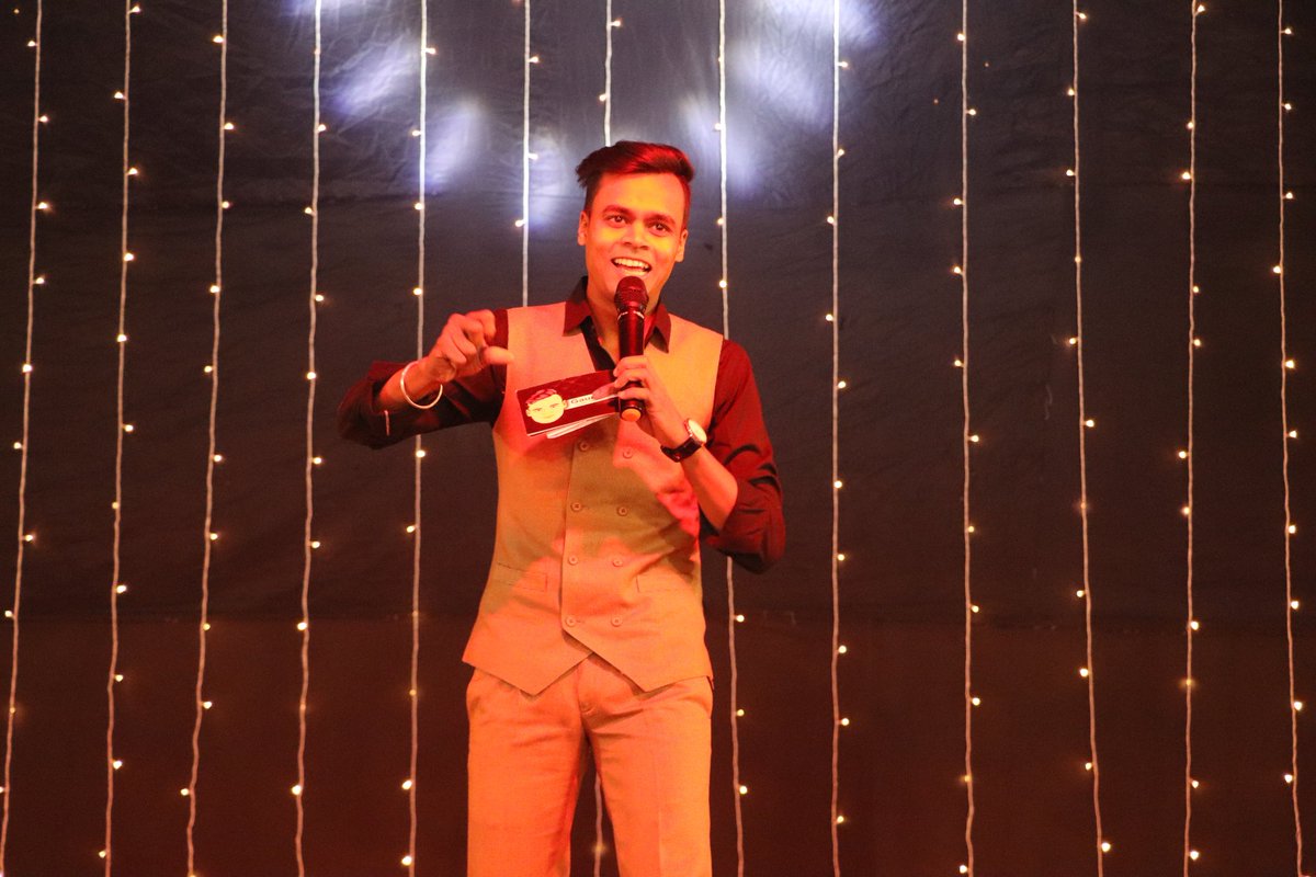 anchorgauravs's tweet photo. Trust the timing of your life.
.
.
#anchorgaurav #emceegaurav #Anchor #emcee #Comedian #corporateanchor #weddinganchor #destinationweddinganchor #artist #entertainer #teambuildingexpert #sangeetanchor #maleanchor https://t.co/wcgHqc0OkE