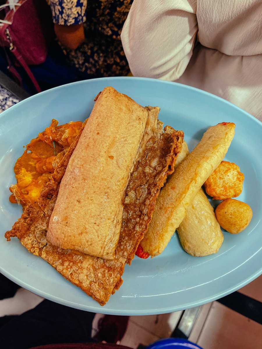 acaiijawa's tweet photo. Sebenarnya menanti harga Pasembor ni berdebar macam nak tunggu Hakim jatuhkan hukuman je.

Lelagi bila dengar orang kat depan kena RM70, RM50, RM40.

Masa hulur pinggan kita nak potong-potong tu, dah berdebar sambil doa. https://t.co/7c9rm091gQ