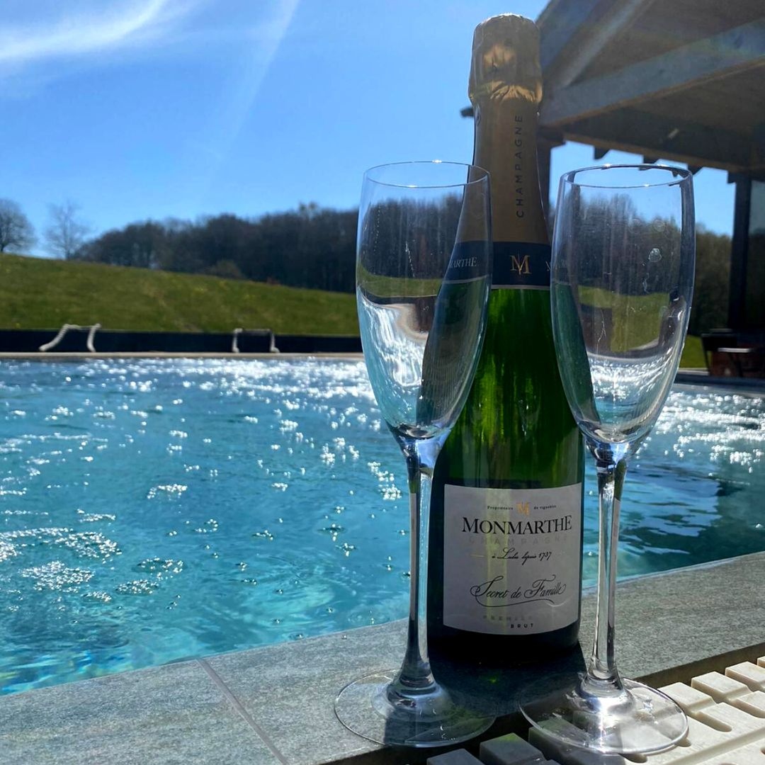 Moddershall Oaks (@moddershalloaks) on Twitter photo Tag someone below, if they don't respond they owe you a spa date! πβ  Tag someone below, if they don't respond they owe you a spa date! πβ