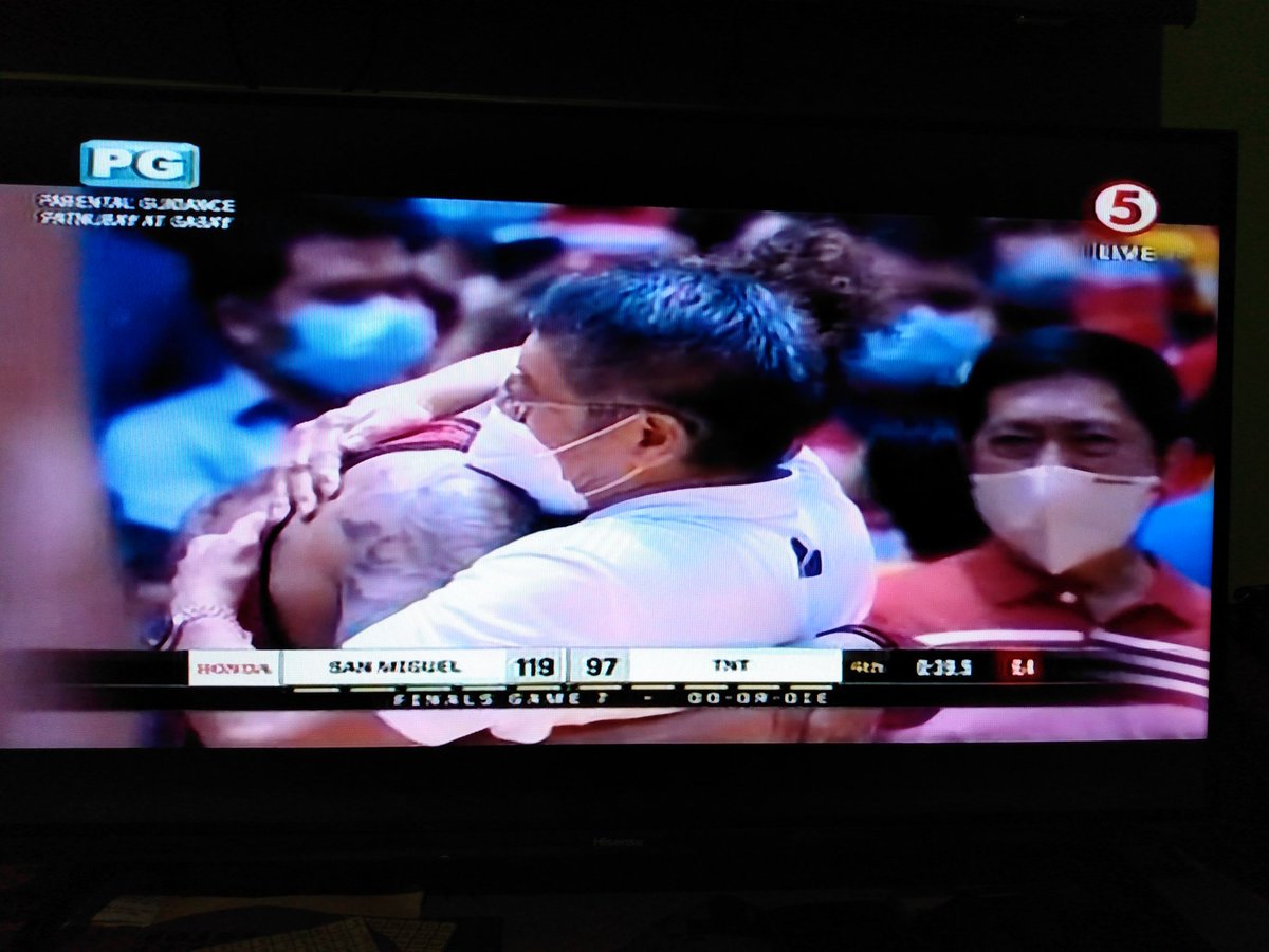 yanncas627's tweet photo. Congrats San Miguel. All Filipino Cup Champs! #SMB10th
TNT fought a great battle just fell short on injuries and they did have coach Chot. https://t.co/oCZ7auozb9