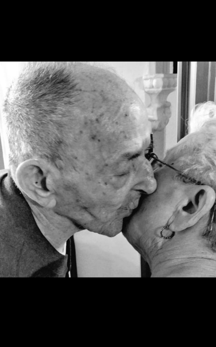 Leona 🐯 tweet media