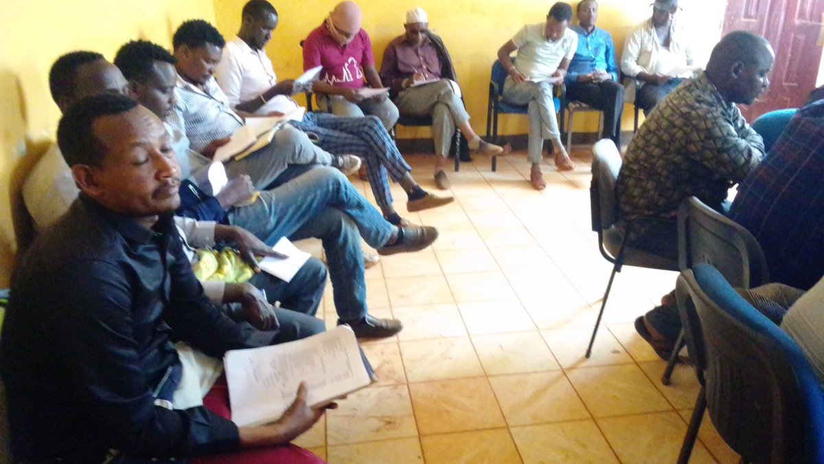 dtmataraqa's tweet photo. DHAAS DISTRICT ANNUAL BUDGET DISTRIBUTION FAIRY COMPLETED.

Aanaa Dhaasit kalesa qodinsa Bajeeta Bara 2015 hala gariin qoda irrat woligale jira.
Total budget is 200million for Dhaasi District, Borana Zone.
HBD https://t.co/sZv3aKocM7