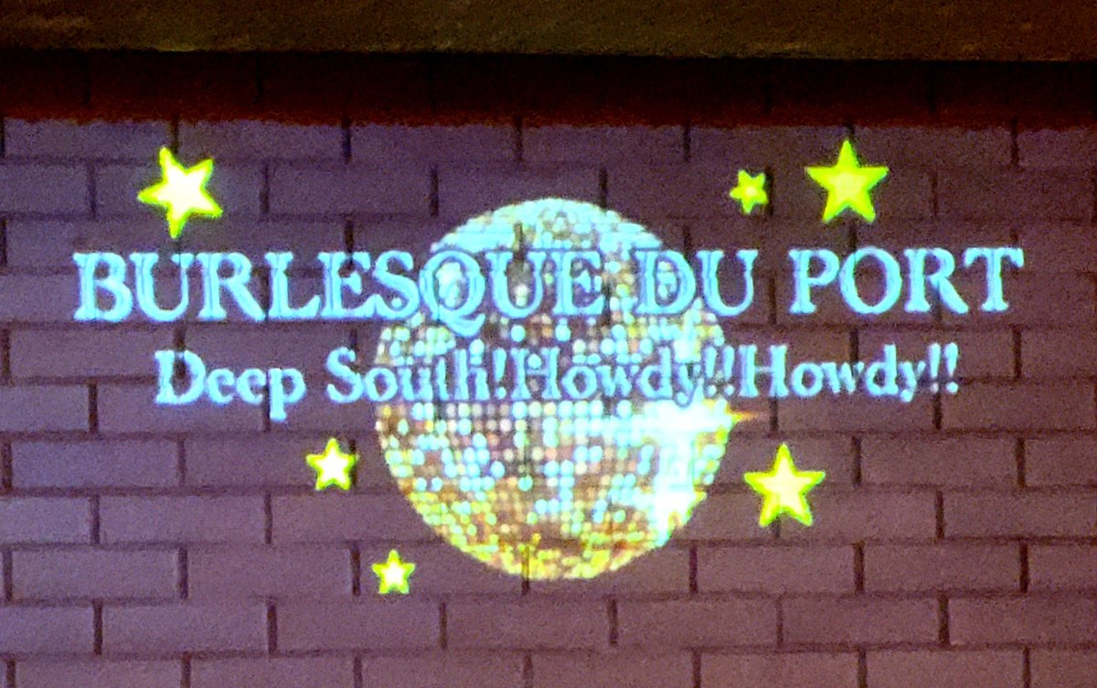 uimauroa's tweet photo. Burlesque du Port行ってきた～‼️
初めてのキャバレー楽しかった💖
皆様美乳&amp;美尻でした～☺️ https://t.co/Ns3YwuC0JR