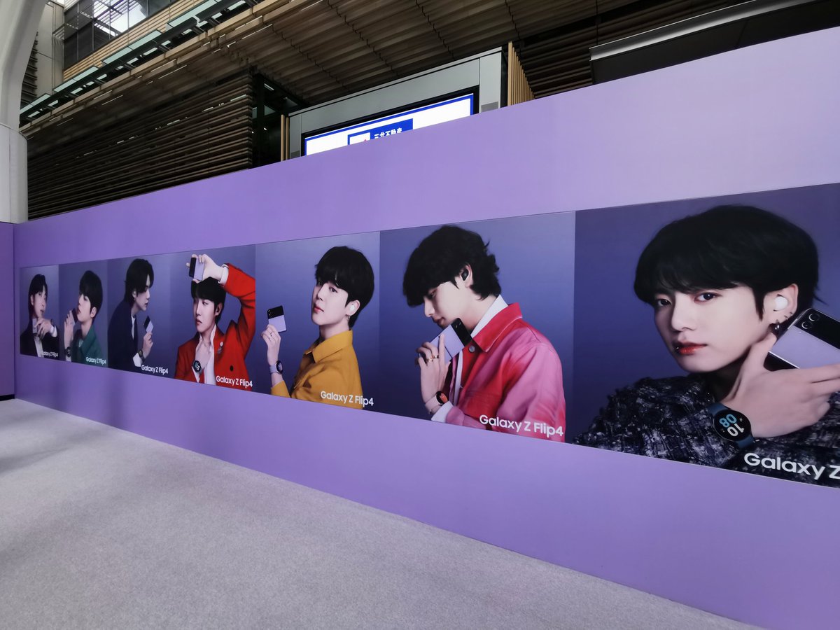 Emily11006341's tweet photo. #Galaxyのある生活
#GalaxyZFlip4
#GalaxyZFold4
#GalaxyxBTS
#GalaxyxBTS体験中
(’ω’)ｻｲｺｳｶﾖｫｫｫｫｫｫｫ https://t.co/j1Cocbu3XX