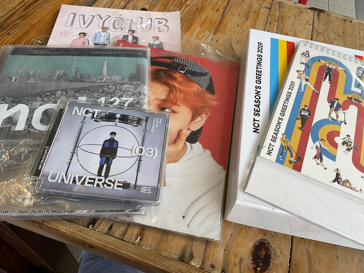 GIFTofSEOUL's tweet photo. Any team labas for #NCT127inManila ? THIS IS THE LAST FREEBIES/GIFT i’ll be giving away before maglibot na haha.

1 per person po.

Very limited lang, kaya reply below. Will dm you my location where to pick up po. https://t.co/uQxo0zy2zB