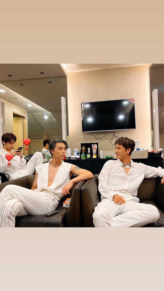 praw_taecyeon's tweet photo. อิลจอห์น!!!!! อ่ยยๆๆๆแล้วยัยแมวเขาเซ็กซีมากกกกกกกกกกกกอ้ยๆๆ 💗💘💕💓💞💝💝😻 #อิลจอน #iljohn https://t.co/iyGjwVVPub