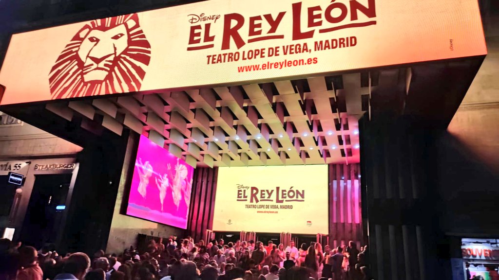 danidelarosa's tweet photo. Después de ver ayer @ReyLeonMusical 🦁, valoro todavía más la excelente adaptación que hicieron los chicos de la Asociación de Teatro Musical de Burgos (#ATEMUB) con "Simba, el musical". 

"Sister Act", "Grease"... ¿con qué otro musical 🎶🕺 nos sorprenderán próximamente? https://t.co/uvFDJRIvXV