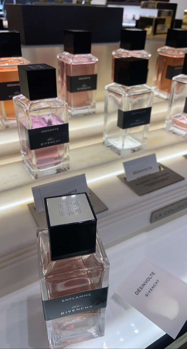 mema_20233's tweet photo. عطور جيفنتشي 🤍#أهلا_بالعالم_في_السعودية https://t.co/5BLVMbCdjQ