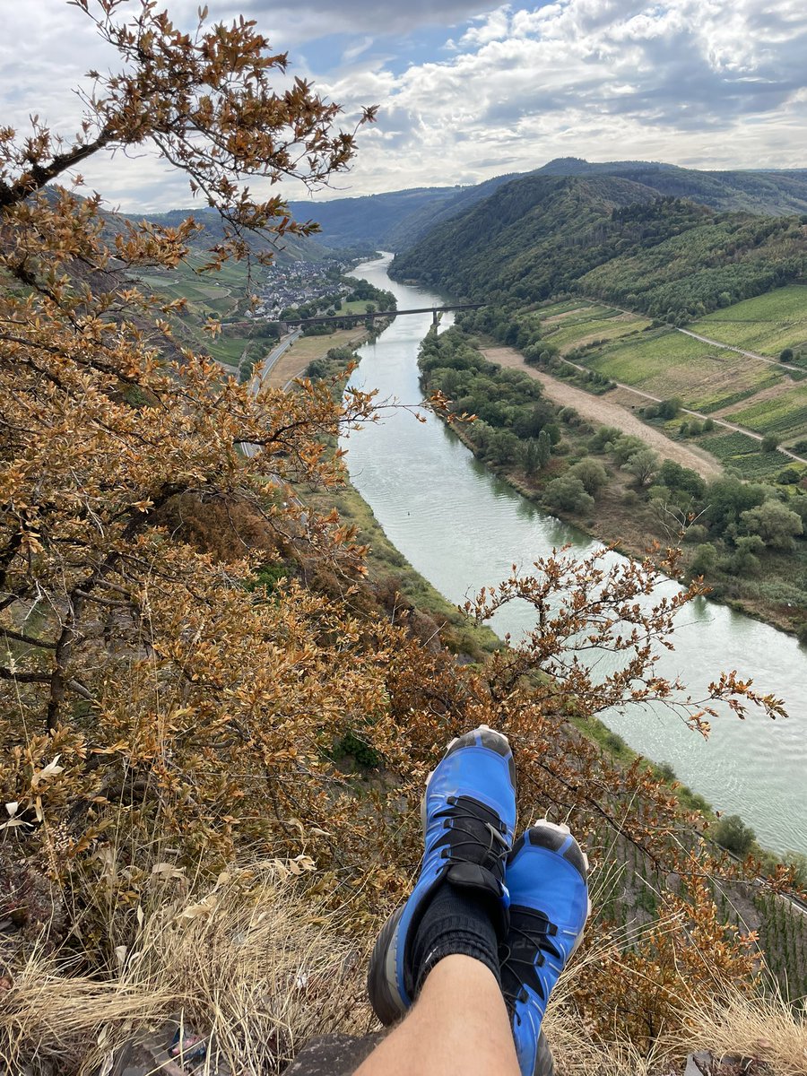 EIbe1's tweet photo. Gestern den #Calmont #Klettersteig gemacht - leider Geil! 🥾 ⛰ https://t.co/swy9cHv5nO