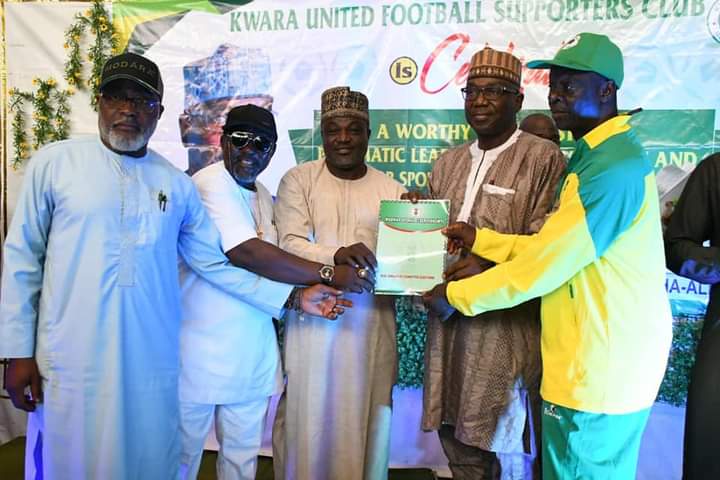 Kwara State FA (@fa_kwara) on Twitter photo FA Boss, Malam Idris Musa Abdullahi Presents his <a href="/thenff/">The NFF 🇳🇬</a> nomination form to his Excellency <a href="/RealAARahman/">Abdulrahman Abdulrazaq</a> FA Boss, Malam Idris Musa Abdullahi Presents his <a href="/thenff/">The NFF 🇳🇬</a> nomination form to his Excellency <a href="/RealAARahman/">Abdulrahman Abdulrazaq</a>