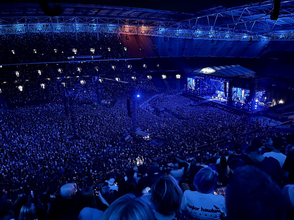 Foo Fighters Fan 🇺🇦 tweet media