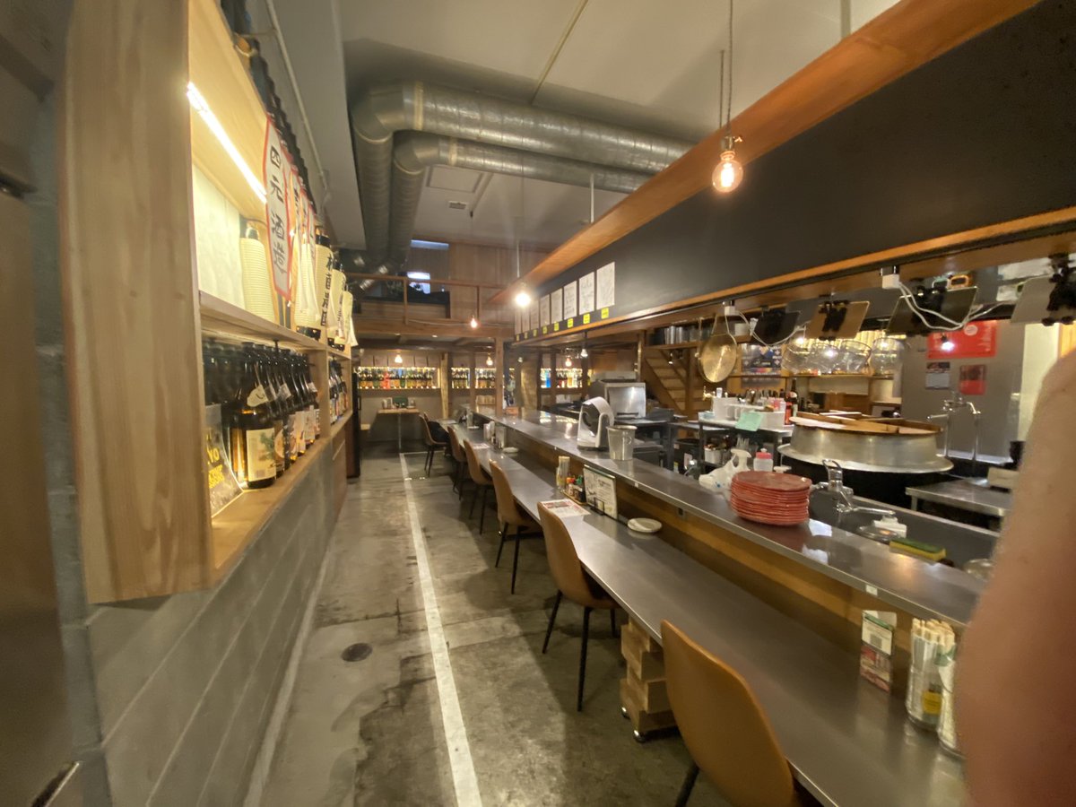 IMOROCK_JP's tweet photo. 鹿児島中央駅から徒歩3分！IMOROCK9月は営業時間拡大中！
https://t.co/SvoYtDGrWi

#がんばれサツマニアン https://t.co/DfUngI7qML