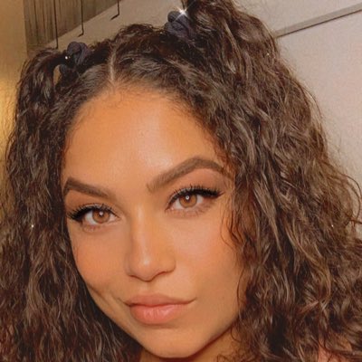 simmbbaa__'s tweet photo. #NewProfilePic https://t.co/DiEE6kOUMm