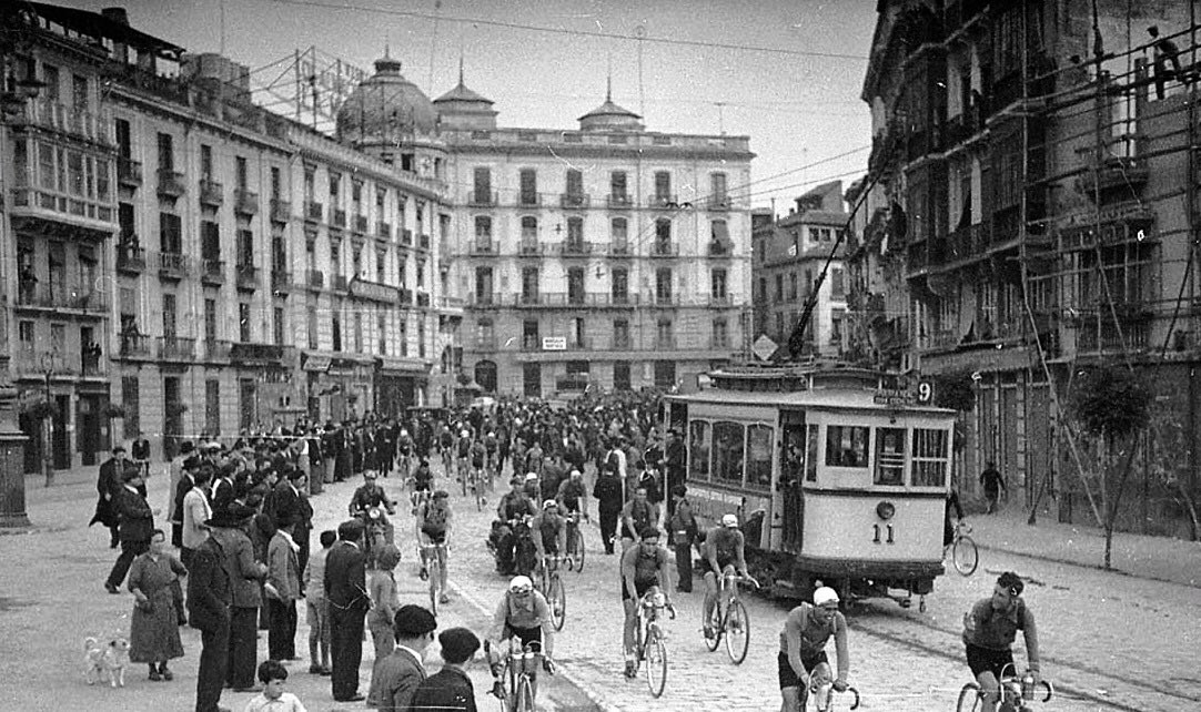 Granada Old Pics tweet media