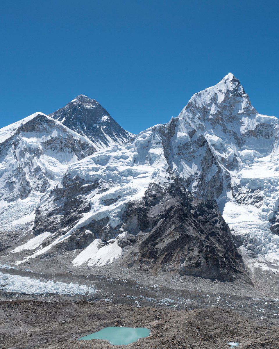gangarajsunuwar's tweet photo. Top of the world. From left Lho La 6006m, Mt Everest 8848.86m and Nuptse 7861m. #everest #himalaya #nepal #mountains #nature #naturephotography #travel #tekking #sunuwar #lhola #nuptse #mahalangurrange #sagarmathanationalpark #khumbuvalley https://t.co/c1JU5KdS2q