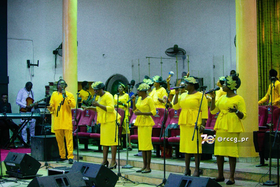 rccghq's tweet image. You’re rich in love and You’re slow to anger,
Your Name is great and Your heart is kind;
For all Your goodness I will keep on singing,
Ten thousand reasons for my heart to find.

September 2022 Thanksgiving Service