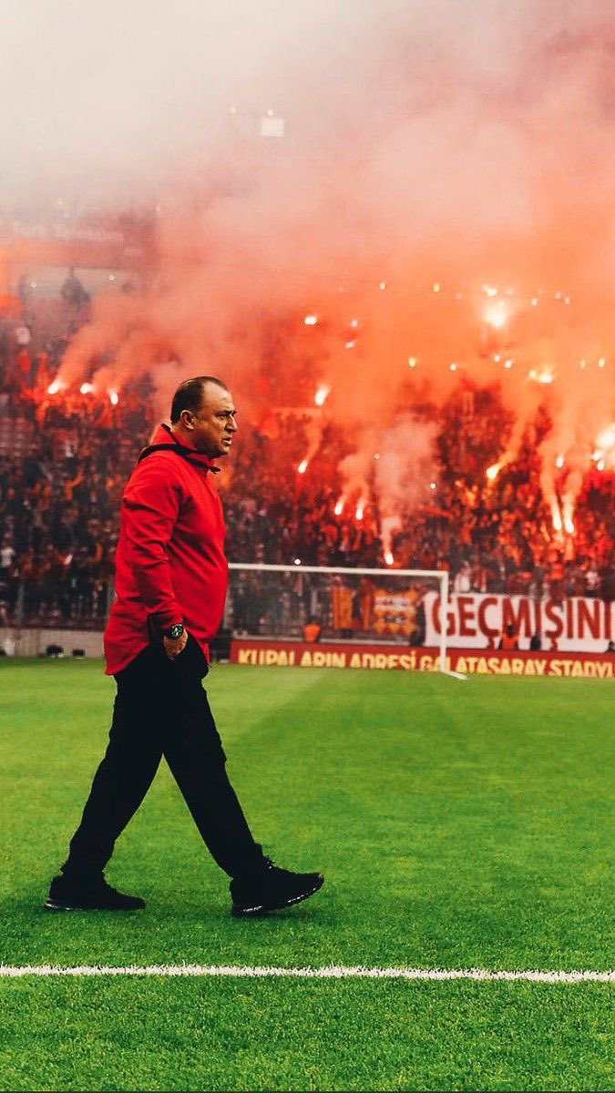 stabilaskina's tweet photo. İYİ Kİ DOĞDUN BABA @fatihterim #FatihTerim #GalatasaraySK https://t.co/AwSM2zWaxt