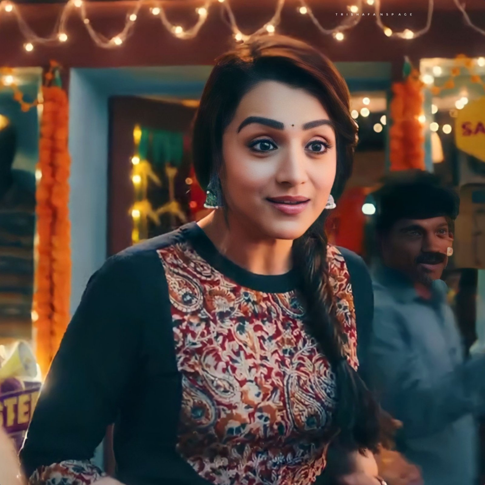 FbzMXrPakAEY6FL?format=jpg&name=large