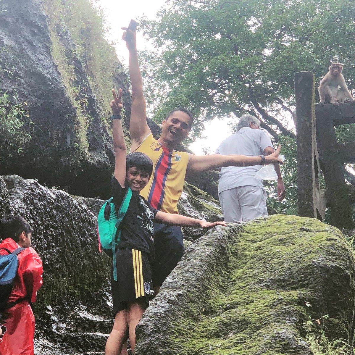 chin2b's tweet photo. When people ask - where does the energy and music come from? - this is the answer... From the things you choose to do and the people you choose to be with! #weekendmotivation #rejuvenation

Weekend tip - Sanjay Gandhi National Park - tres beautiful!!!!!!!! https://t.co/eMwT0OMbfF