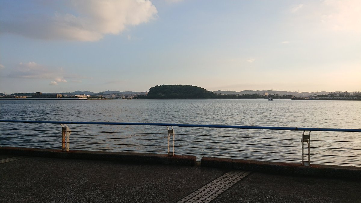 vysphc's tweet photo. 野島公園からと八景島から
案外八景島からも見えるのな https://t.co/d0OLdD17A0