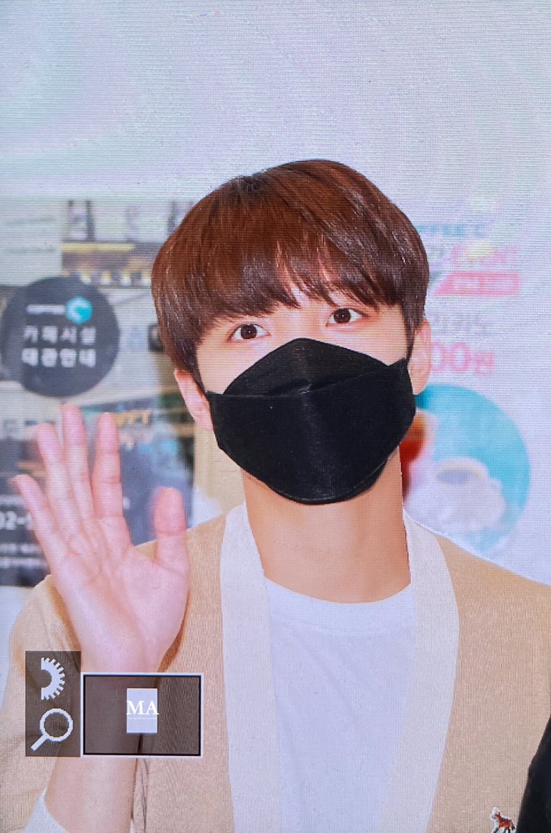 melodyangel_sy's tweet photo. 220904 데뷔 7주년 축하해💕💕
#업텐션 #UP10TION #선율 #SUNYOUL 
@UP10TION 
#업텐션7주년축하해 https://t.co/vuTL7DPMQw