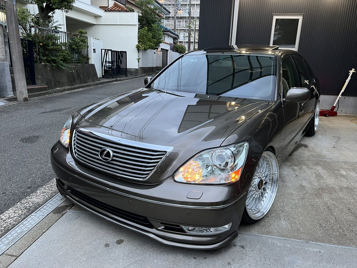 BBSSUPERRS's tweet image. 2006 LS430 × スーパーRS 19インチ
9.5J 10J
カールソンリップ
4S1 Briarwood
こりゃカッコ良いな
MY BBS時代の特注RS
#セルシオ
#LS430
#ディアート
#d_art
#スーパーRS
#SUPERRS